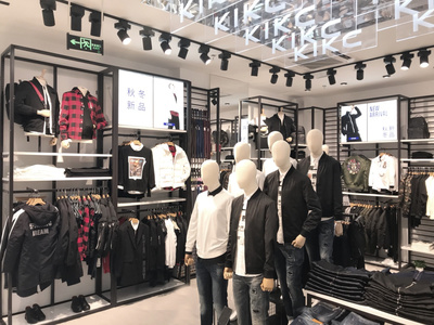 KIKC多品类集合店盛大开业，创新跨界模式引爆汉街万达服装服饰零售