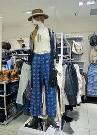 潮流新风尚 精选女装品牌与零售攻略，打造你的专属衣橱